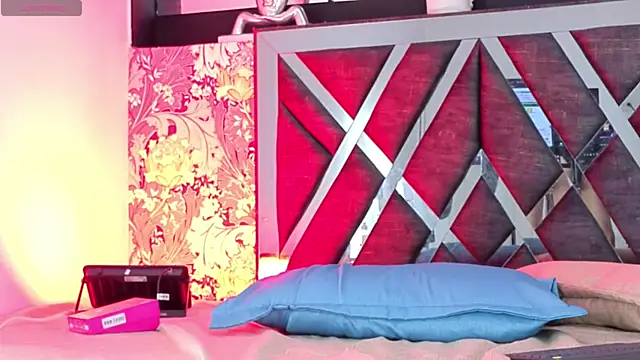 cami_doll_ webcam