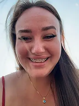 KiraSunshine webcam