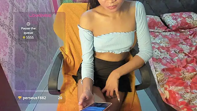 Mica_Jones webcam