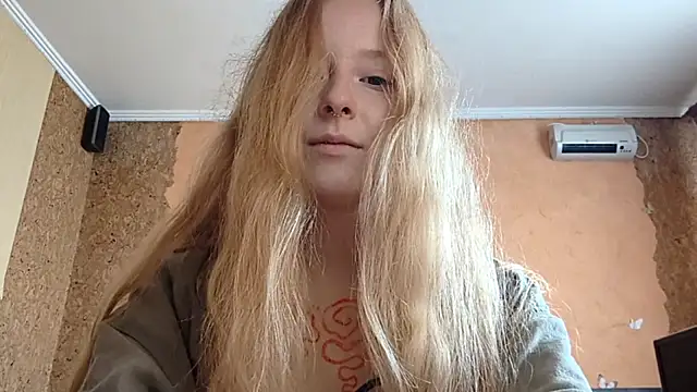 KateVibe_01 webcam