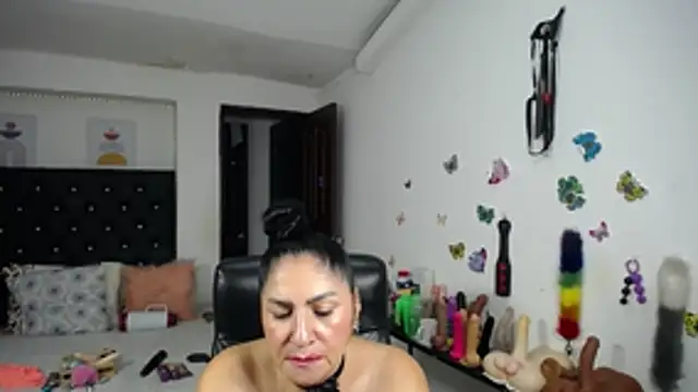 mature_bigboobs10 webcam