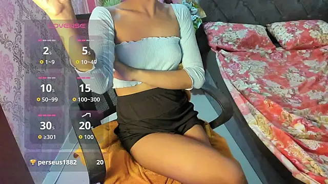 Mica_Jones webcam