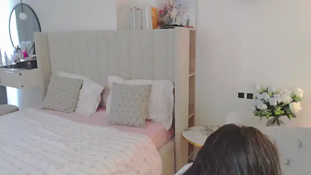 VeliaSai Live Web Cam Show