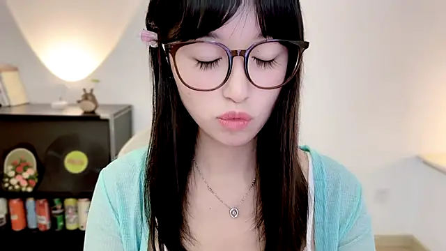 Onechestnut webcam