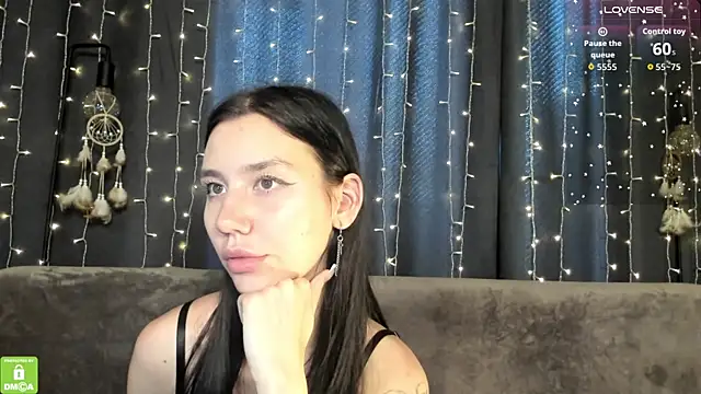 Amelia_skyy webcam