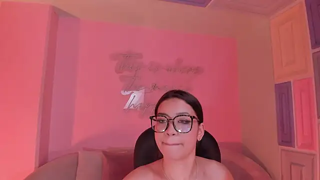 SophieHouston_ webcam