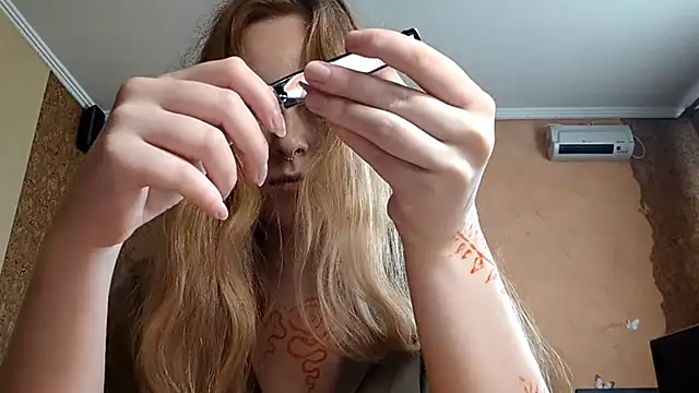 KateVibe_01 webcam