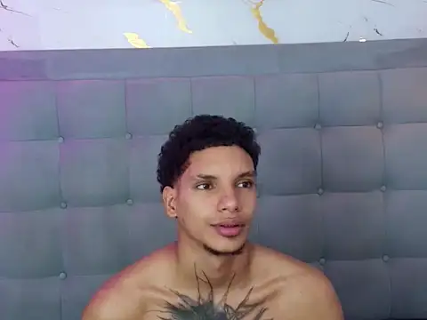 kai_storm77 webcam
