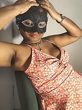 DIRTYSECRET_QUEEN_07 webcam
