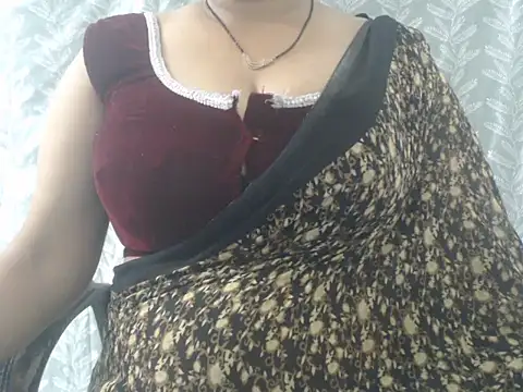 cute-priy webcam