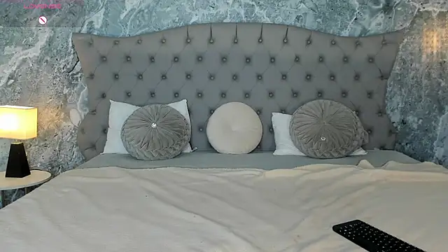 lucylovelyy - LucyLovelyy's free webcam - UK Sex Cams