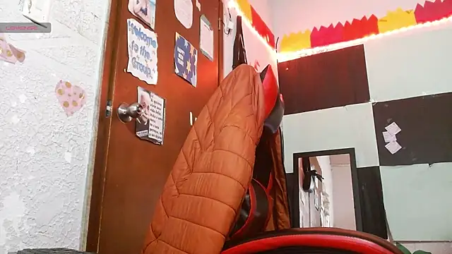 Saray_extrovert_ webcam