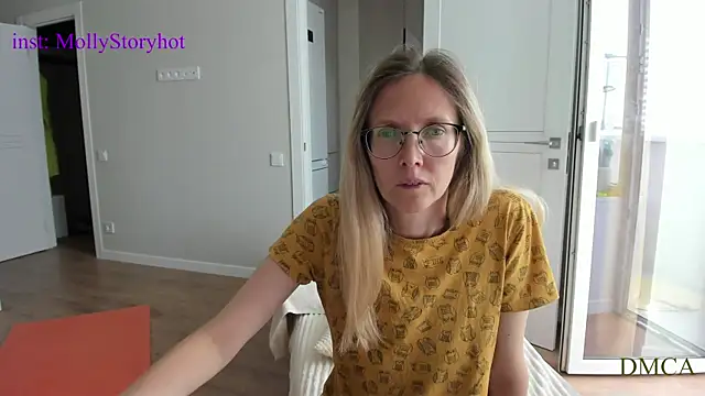 MollyStory webcam