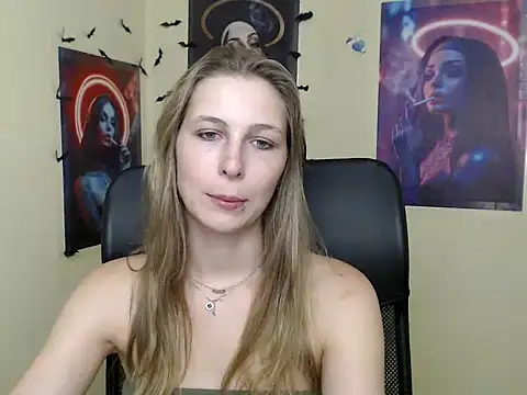 StrangerGi webcam