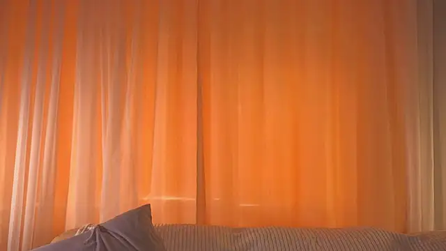 AliciaBrooks webcam