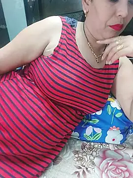 Poojabhabi101 webcam