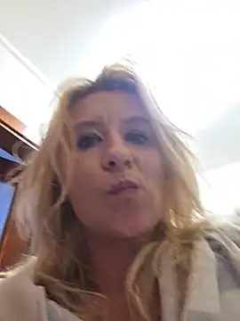KaylinJan webcam