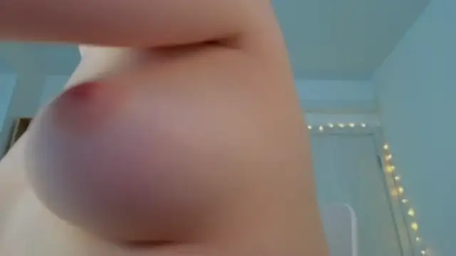 MilenaSaint webcam