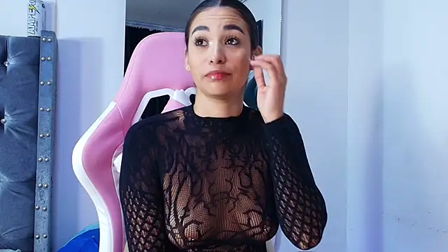 gracewallace_ - GraceWallace_'s free webcam - UK Sex Cams