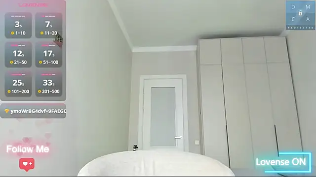 MinaDiamondd webcam