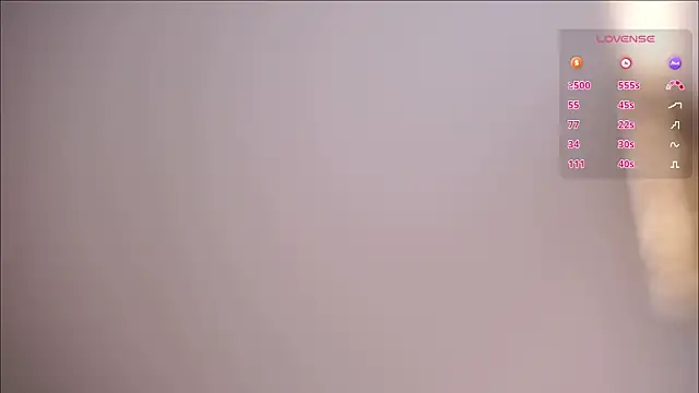 GlaydsLeveto live cam on StripChat