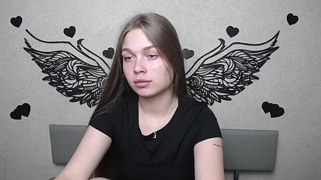 LaraPika webcam