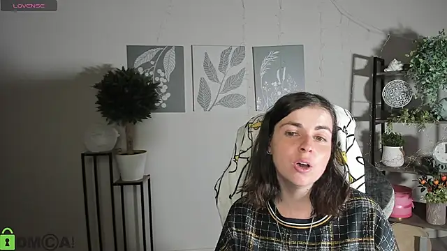 MartaEdams webcam