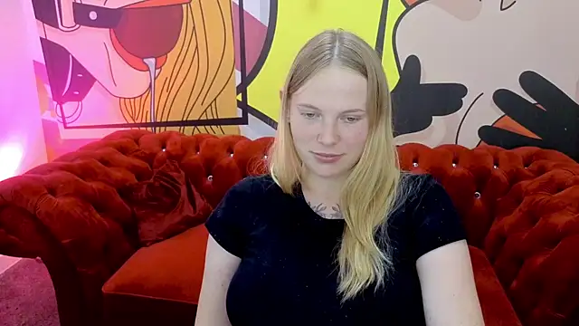 NikkyReyyy webcam