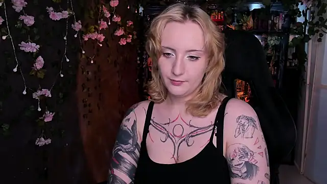 AsheLucker webcam