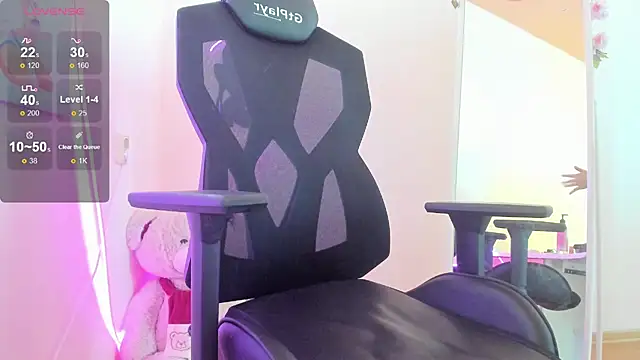 AliceeinWonderlanddd webcam