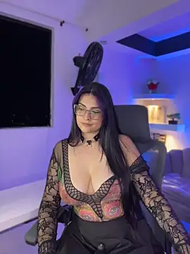 TifanyWhite_ webcam