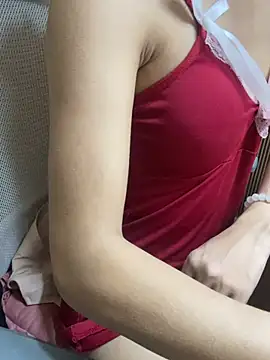 Mina048 webcam