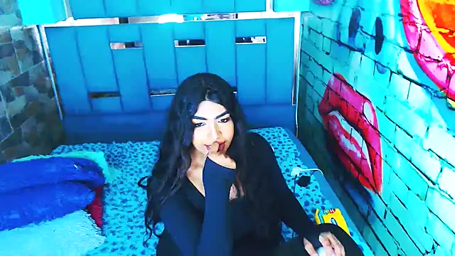 violet_bigcock774 webcam