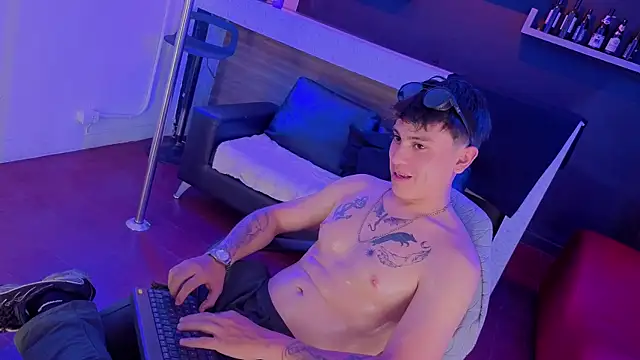 angel_still_ webcam