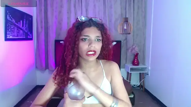 luisa__torres webcam