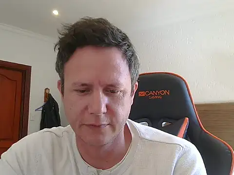 TroyDieselXXX webcam