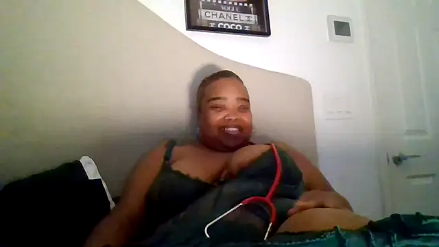 Caramelcreamer webcam