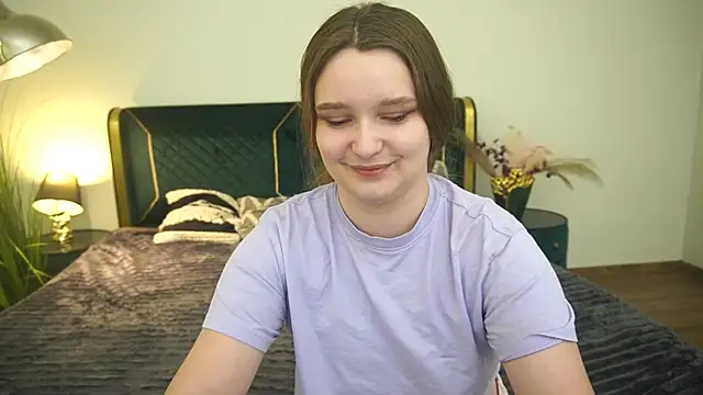 MagicPeachh_ webcam