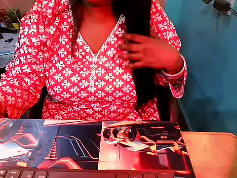 lov_shree_ webcam