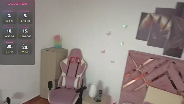 Chloe_02g webcam