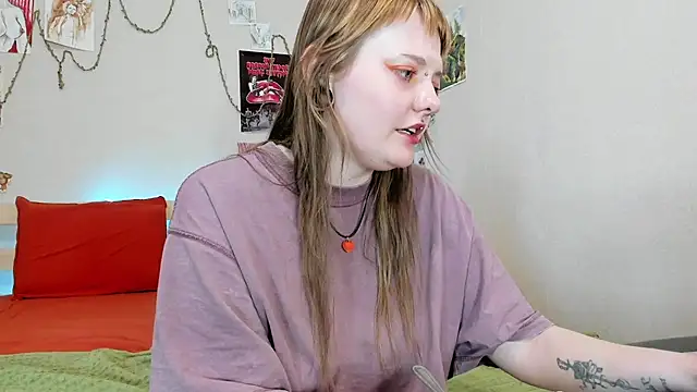 WonderConnie1 webcam