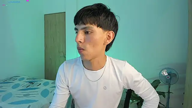 andrew_courtzz webcam