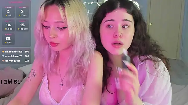 ChloeBlisss webcam