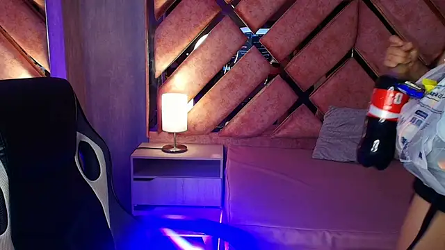 lya_nekko_ webcam