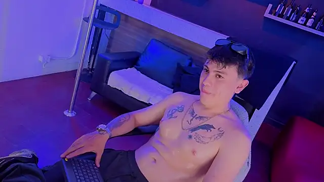angel_still_ webcam
