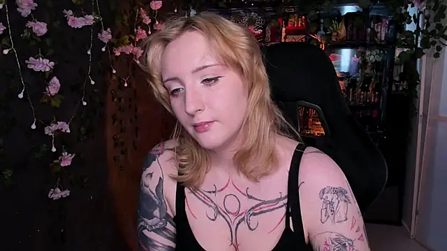 AsheLucker webcam