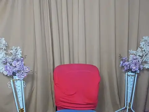 AshantTsiBigCock live sex cam