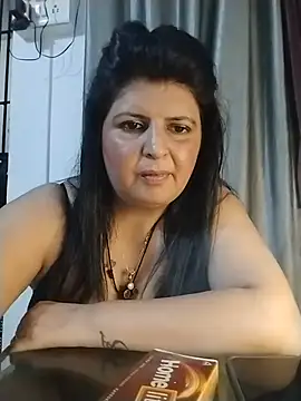 Jann_Riya333 webcam