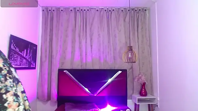 luisa__torres webcam