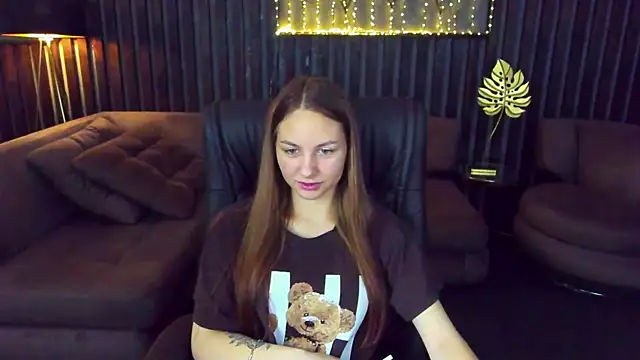 MilaAddams webcam
